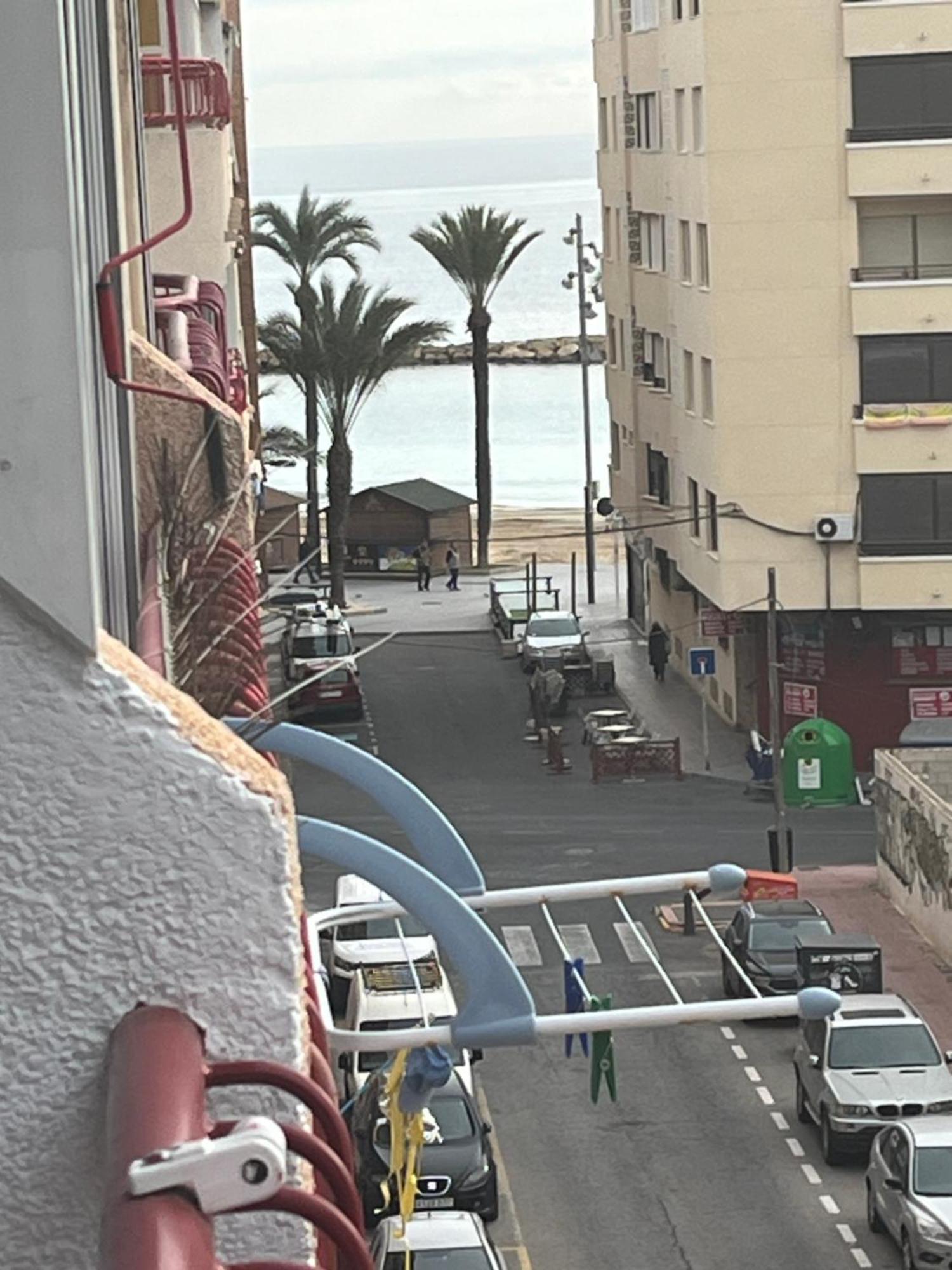 Apartment 1 Minute Walking From Playa Del Cura Torrevieja Bagian luar foto